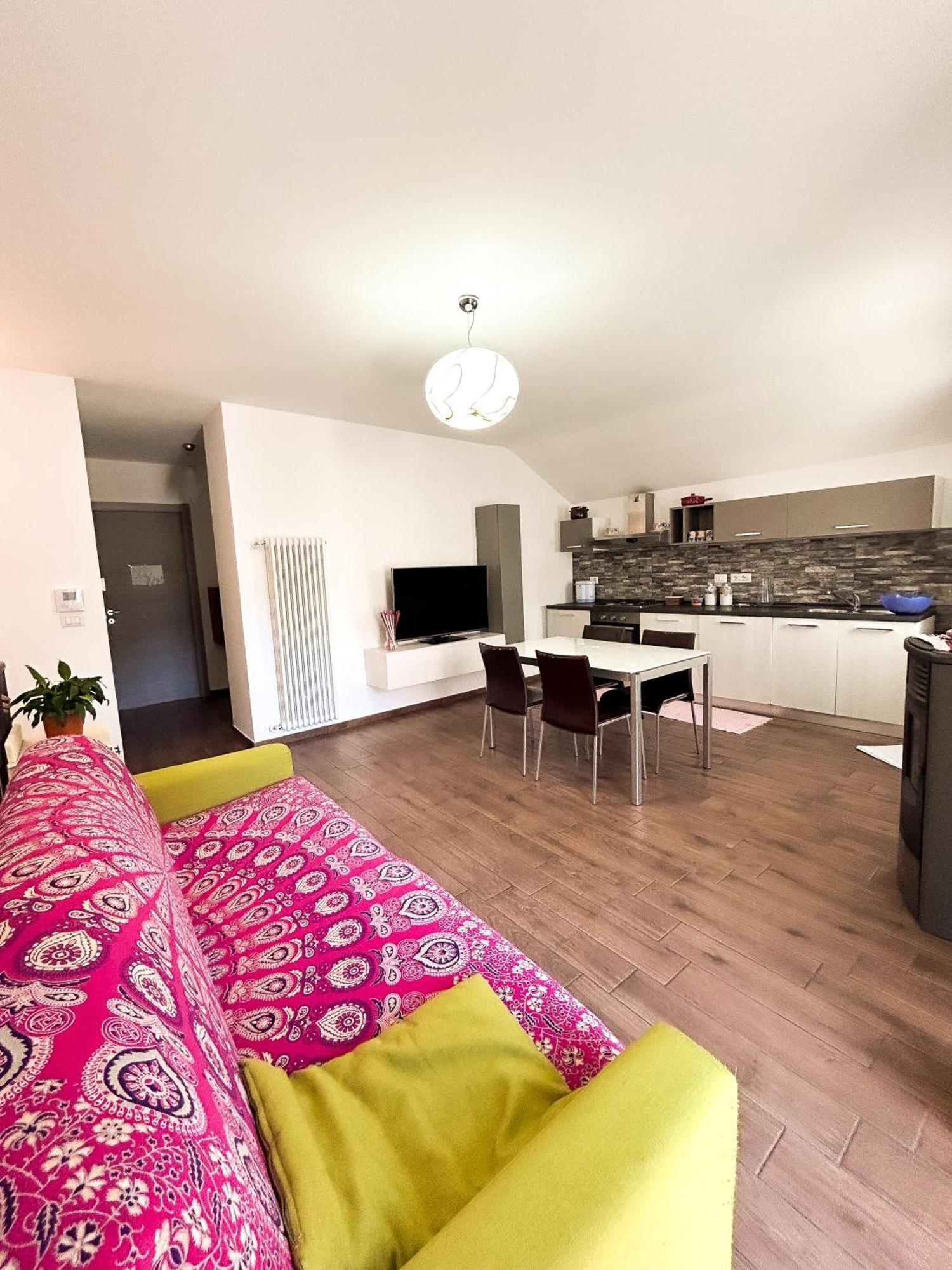 La Casa Di Prit Villa Roccasparvera Buitenkant foto